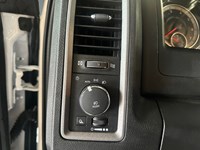 2023 RAM 1500 Classic Express 4x4 Crew Cab 5'7" Box