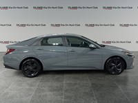 2022 Hyundai Elantra Preferred IVT w/Sun & Tech Package