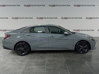 2022 Hyundai Elantra Preferred IVT w/Sun & Tech Package
