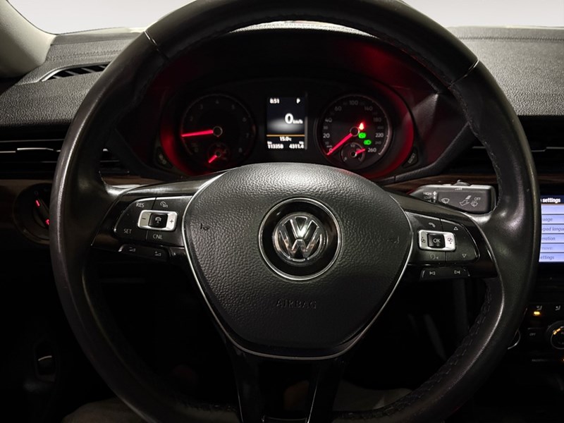 2022 VOLKSWAGEN PASSAT 2.0T Limited