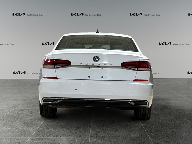 2022 VOLKSWAGEN PASSAT 2.0T Limited