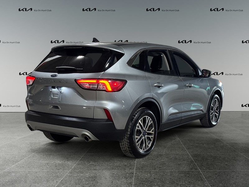 2022 Ford Escape SEL AWD