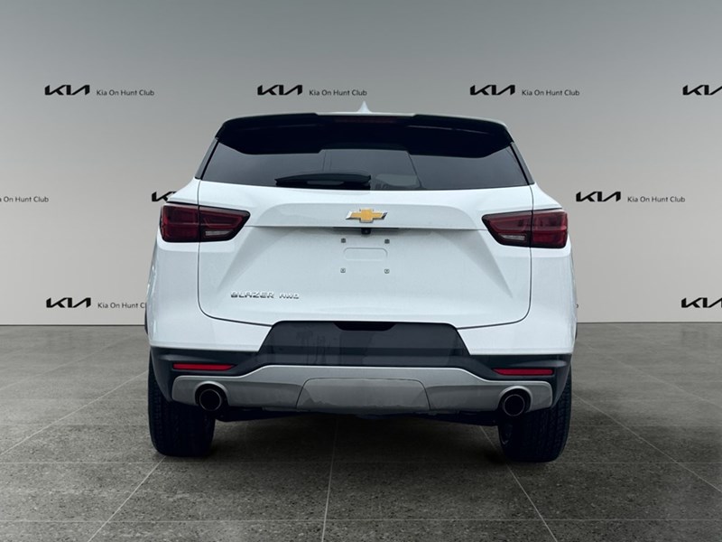 2023 Chevrolet Blazer AWD 2 LT
