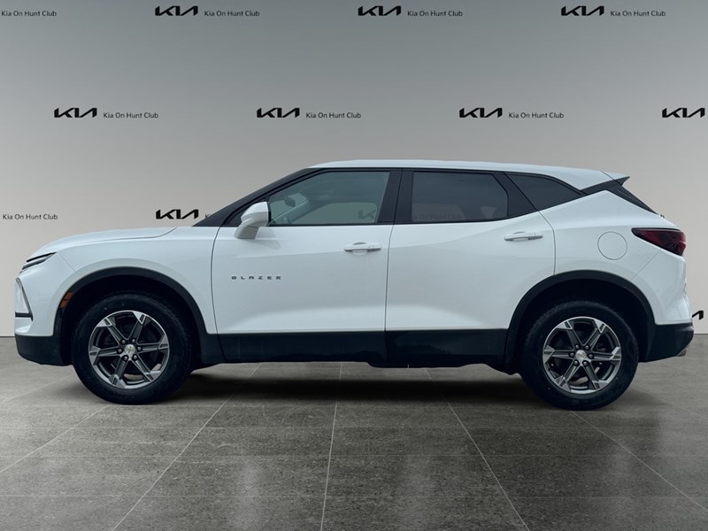 2023 Chevrolet Blazer AWD 2 LT