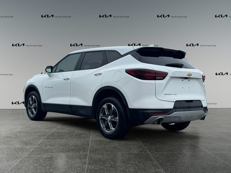 2023 Chevrolet Blazer AWD 2 LT