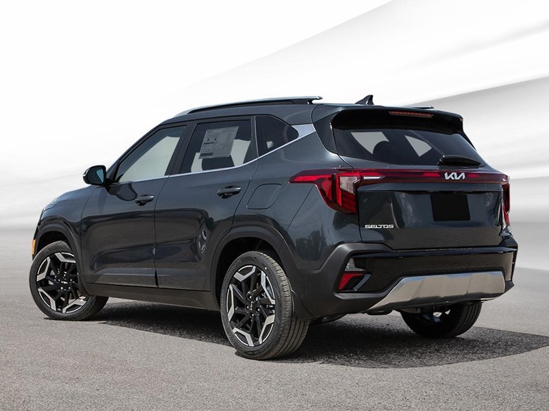 2026 Kia Seltos SX AWD w/Brown Interior