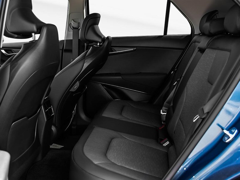 2025 Kia Niro SX FWD
