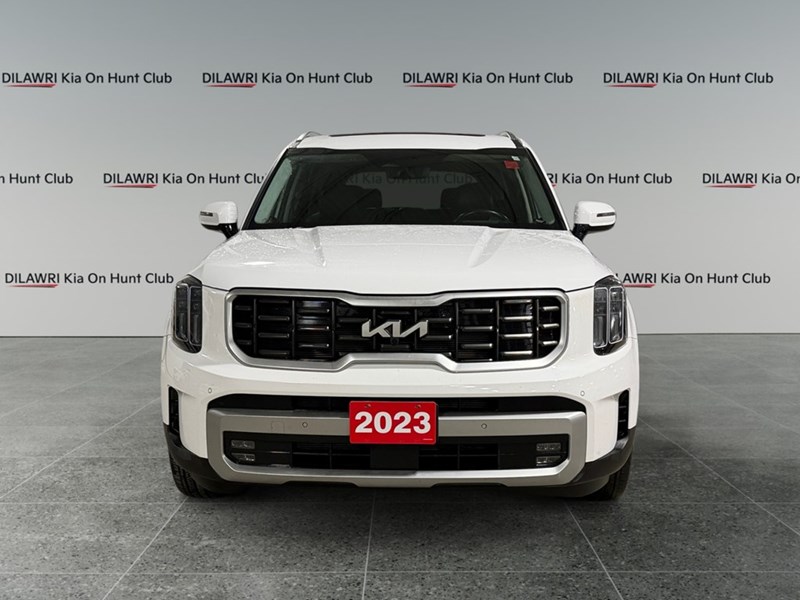 2023 Kia Telluride SX Limited AWD w/Black Interior