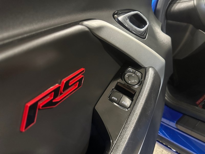 2017 Chevrolet Camaro 2dr Cpe 1LT