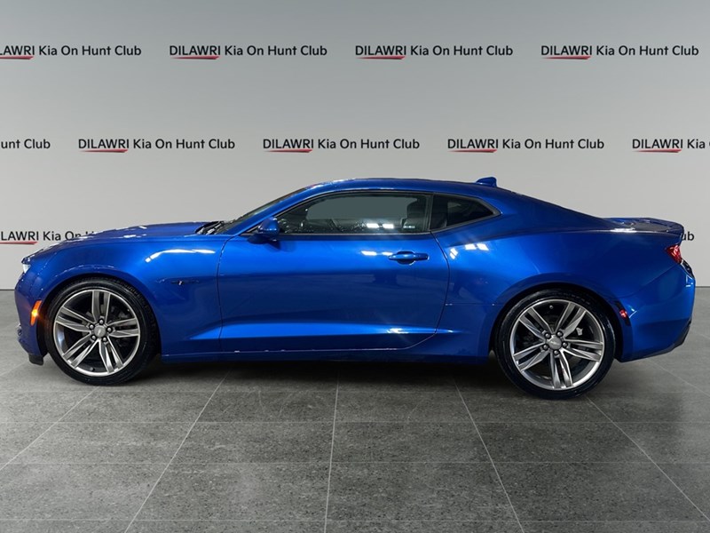 2017 Chevrolet Camaro 2dr Cpe 1LT