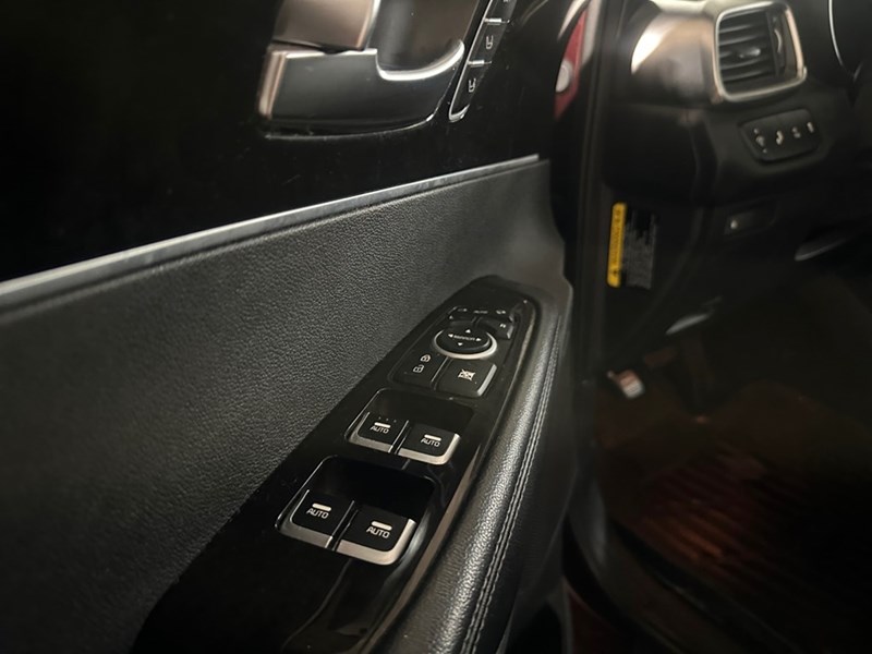 2016 Kia Sorento AWD 4dr 3.3L EX 7-Seater