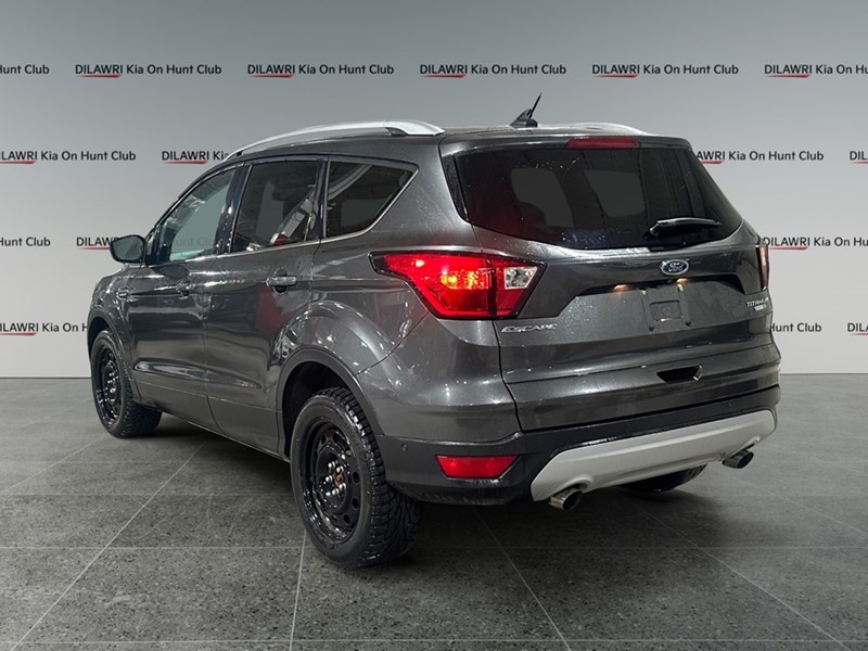 2019 Ford Escape Titanium 4WD