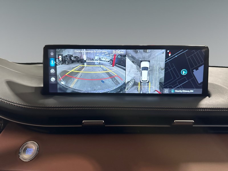 2025 Genesis GV70 2.5T Prestige AWD