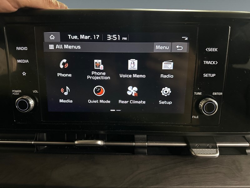 2024 Kia Carnival EX FWD