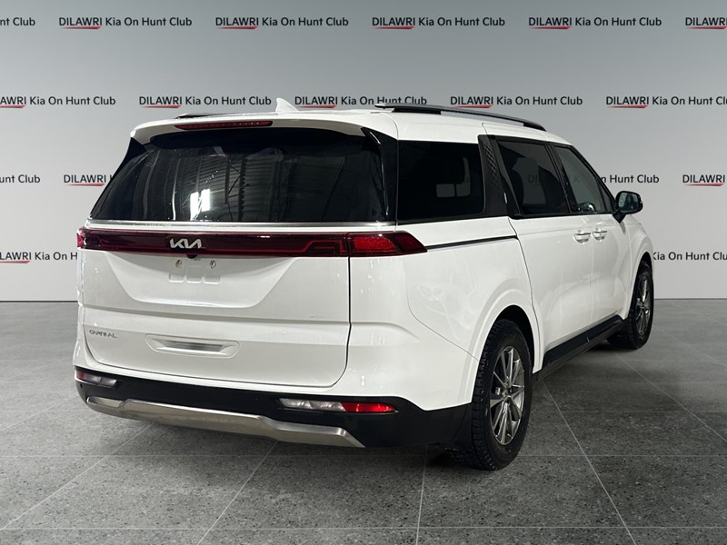 2024 Kia Carnival EX FWD