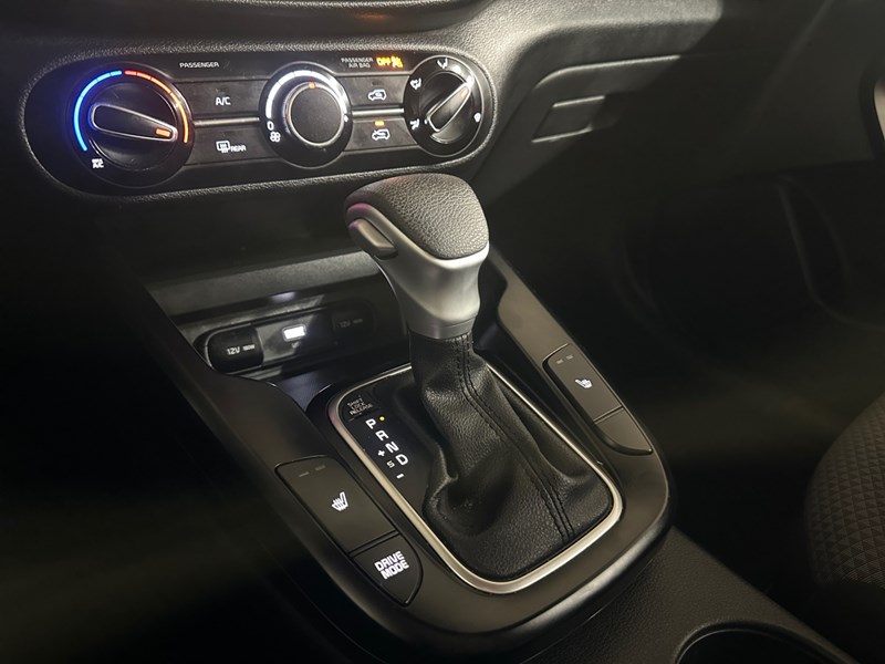 2024 Kia Soul LX IVT