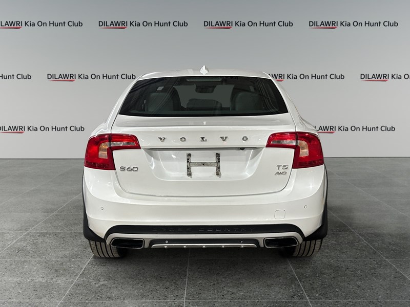 2016 Volvo S60 Cross Country 4dr Sdn T5 Platinum AWD