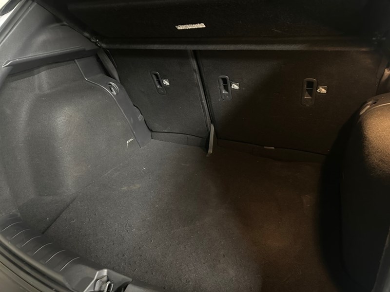 2019 Nissan Kicks SR FWD