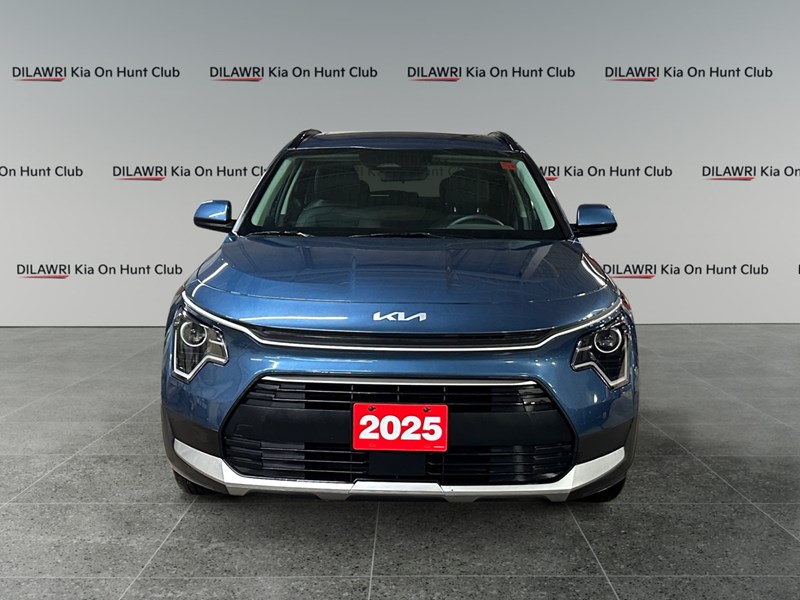 2025 Kia Niro EX FWD