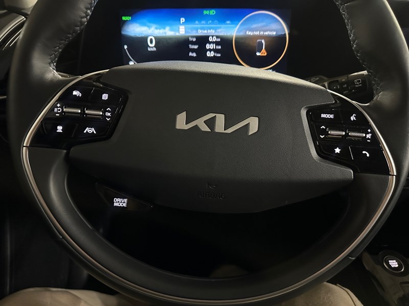 2025 Kia Niro EX FWD