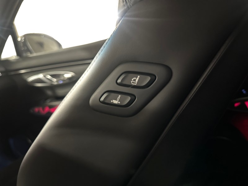 2022 Genesis GV70 2.5T Prestige AWD