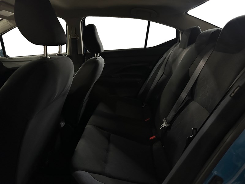 2025 Nissan Versa SV CVT