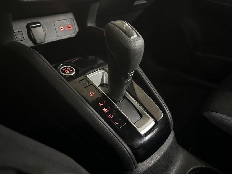 2025 Nissan Versa SV CVT