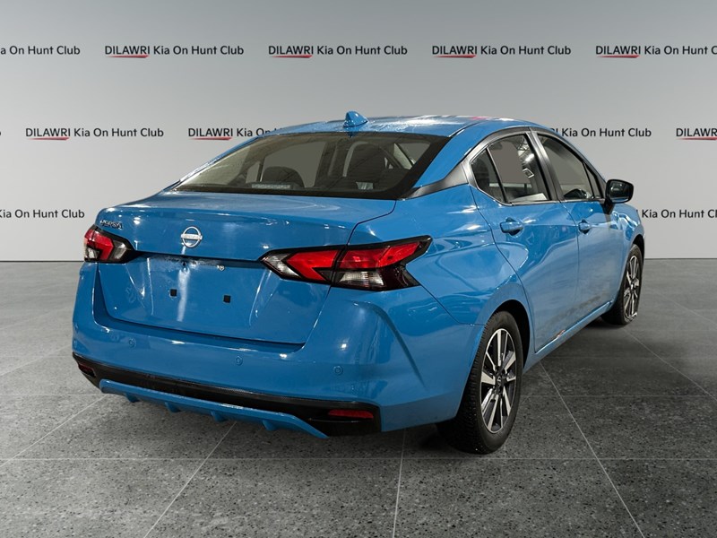 2025 Nissan Versa SV CVT