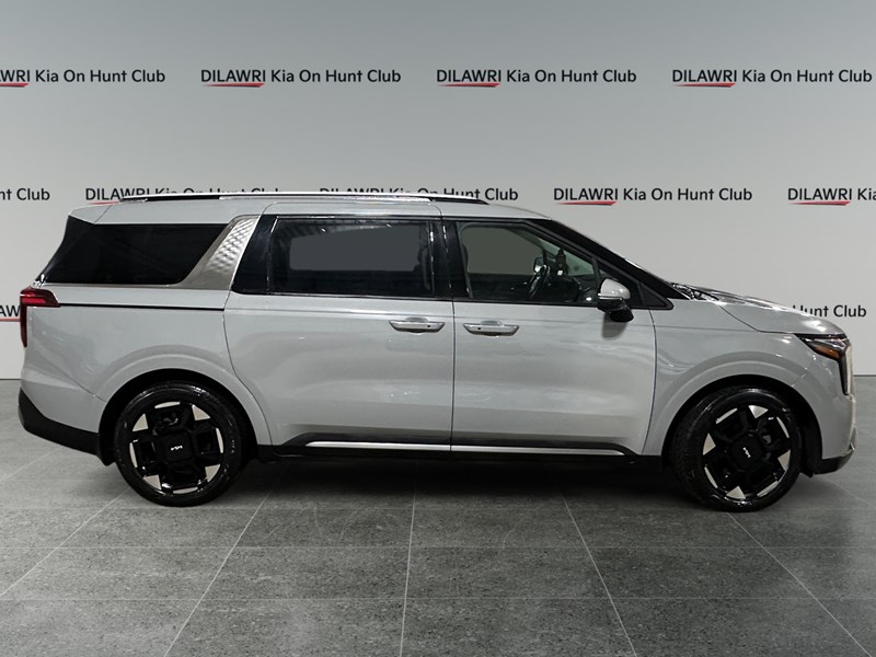 2025 Kia Carnival EX FWD