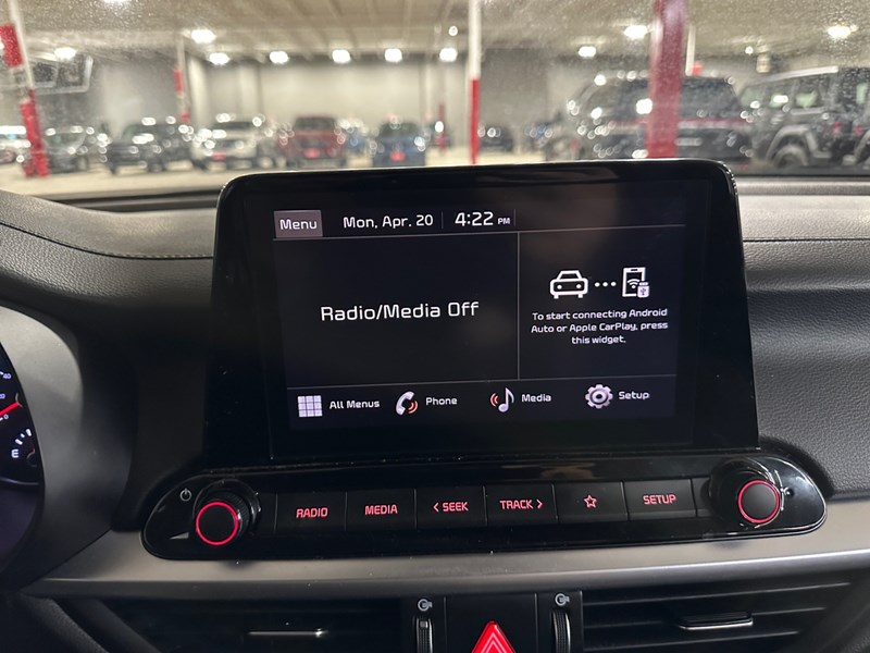 2023 Kia Forte EX IVT