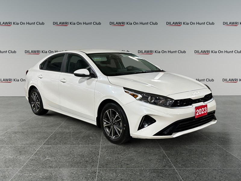 2023 Kia Forte EX IVT