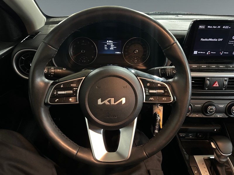 2023 Kia Forte EX IVT