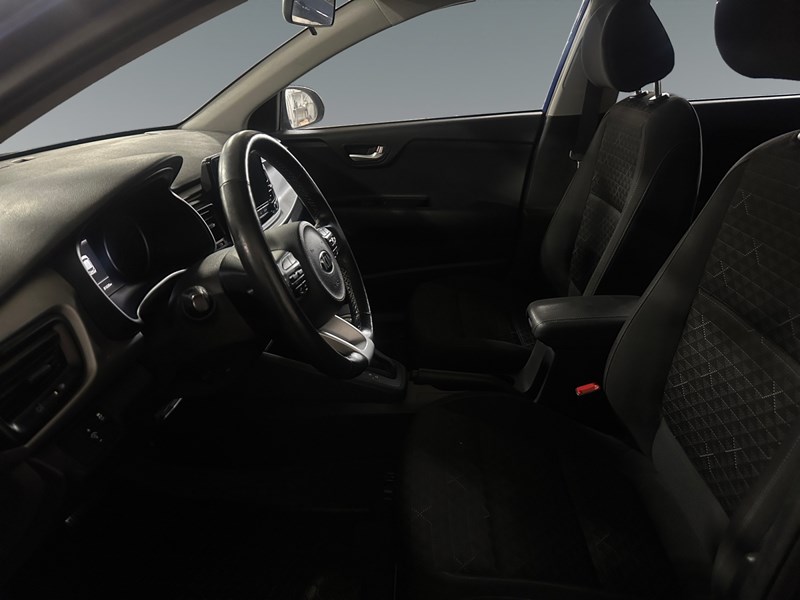2021 Kia Rio LX Premium IVT