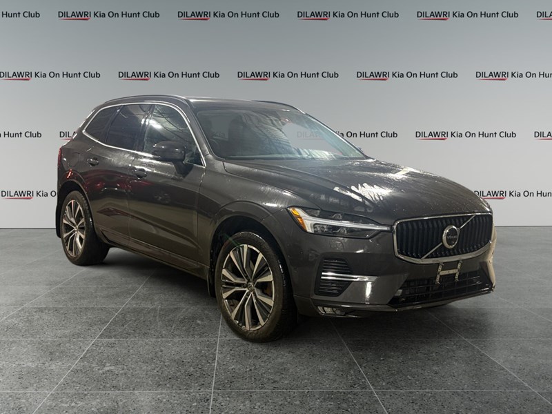 2022 Volvo XC60 B6 AWD Momentum