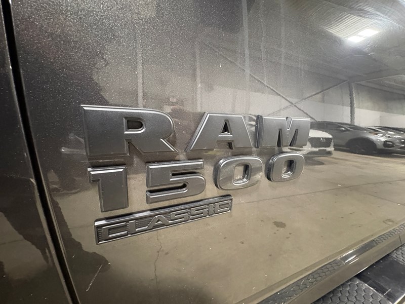 2021 RAM 1500 Classic Express 5.7L Hemi