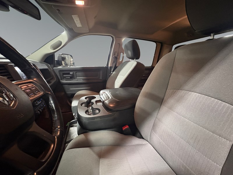 2021 RAM 1500 Classic Express 5.7L Hemi
