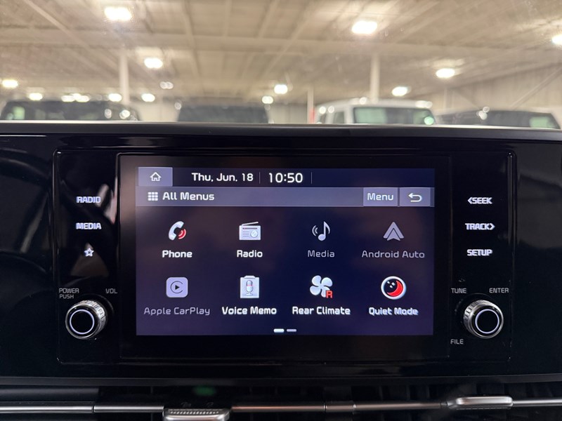 2022 Kia Carnival LX+ FWD
