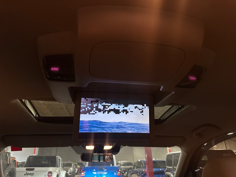 2021 Honda Pilot Touring 8-Passenger AWD