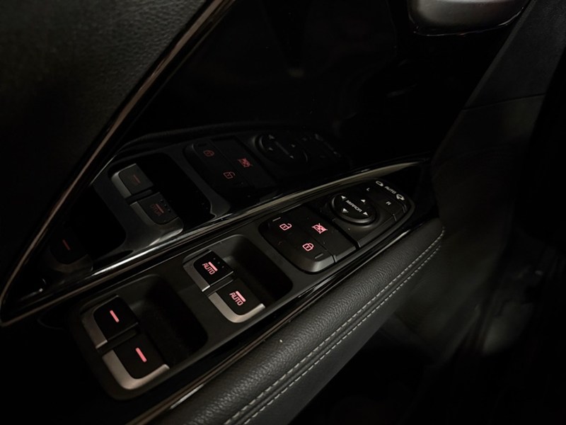 2022 Kia Niro Special Edition I BLIND SPOT I SUNROOF I CAR PLAYI