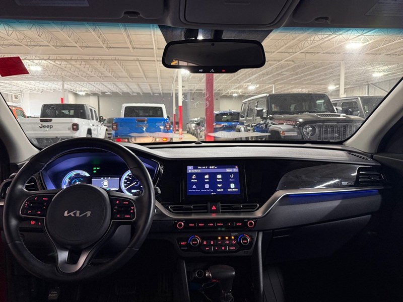 2022 Kia Niro Special Edition I BLIND SPOT I SUNROOF I CAR PLAYI