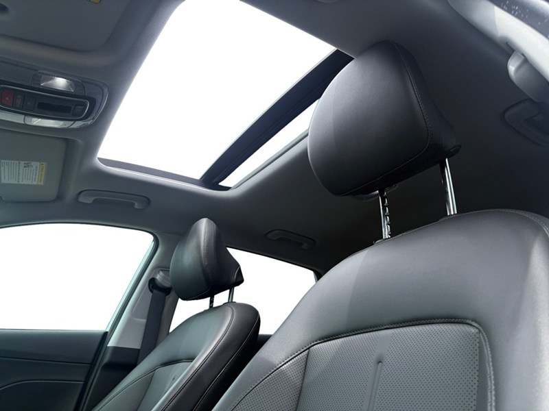 2025 Hyundai Kona Trend I AWD I CAR PLAY I  LEATHER  I ROOFI