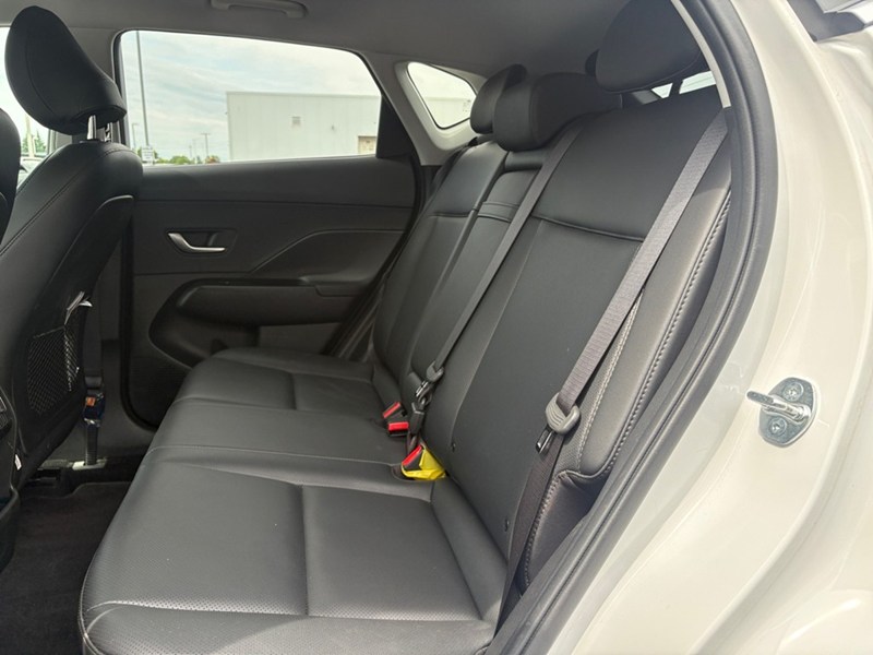 2025 Hyundai Kona Trend I AWD I CAR PLAY I  LEATHER  I ROOFI