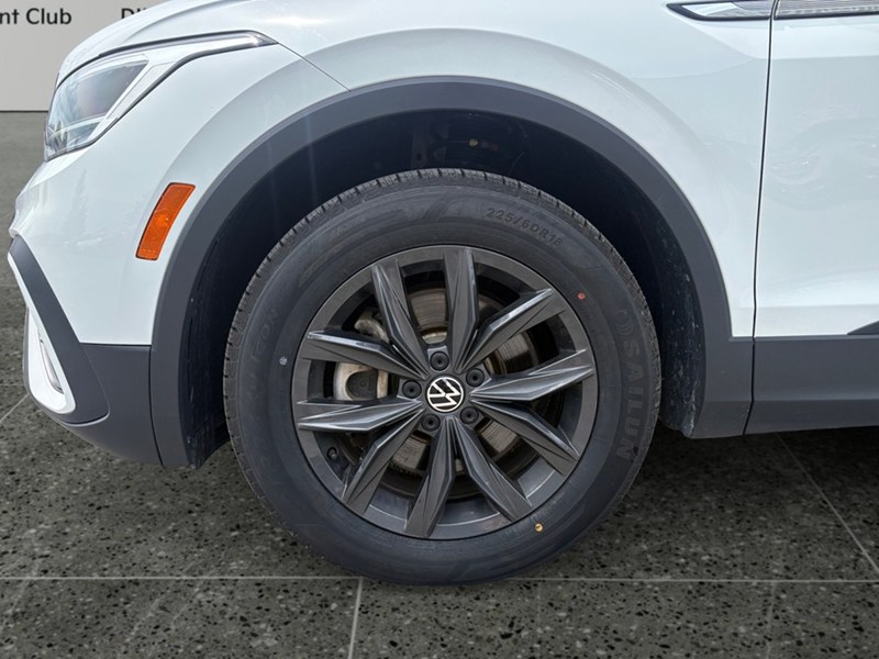 2024 Volkswagen Tiguan Comfortline i CAR PLAY I LEATHERI LANE KEEPI