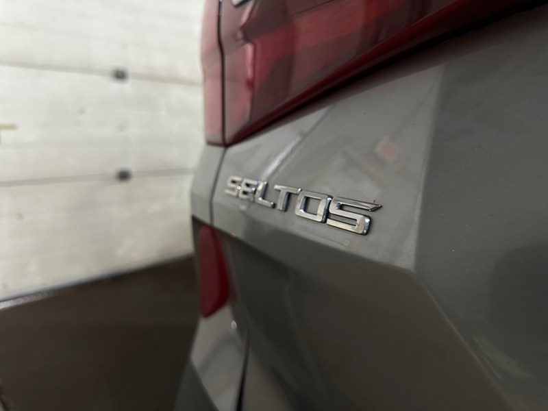 2021 Kia Seltos LX AWD