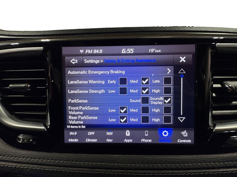 2020 Chrysler Pacifica Hybrid Limited 2WD