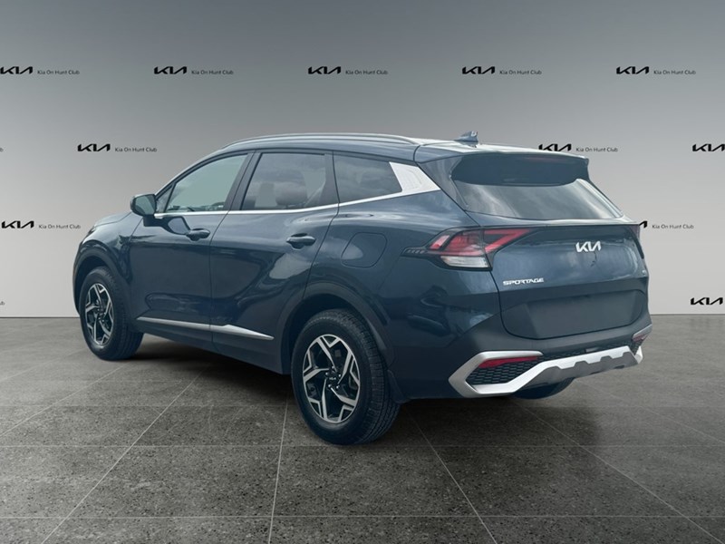 2024 Kia Sportage LX AWD