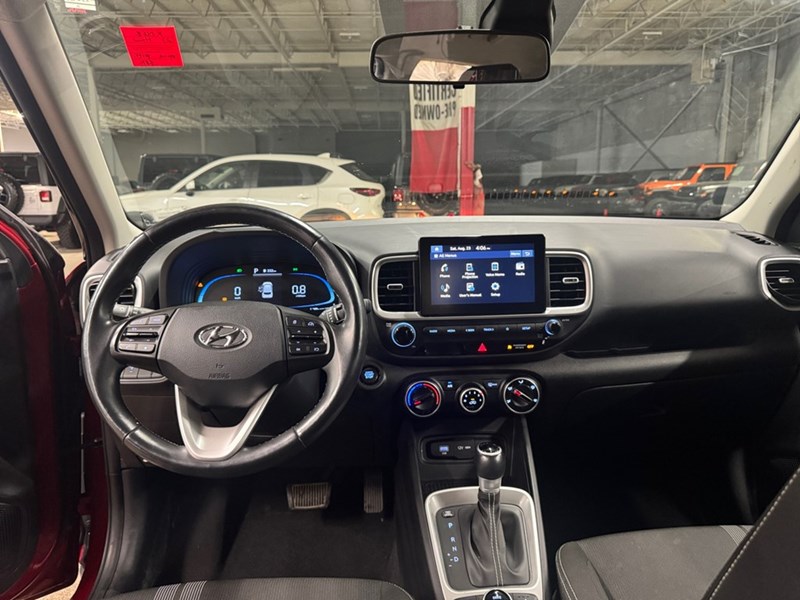 2023 Hyundai Venue Preferred IVT