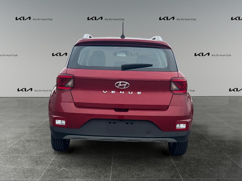 2023 Hyundai Venue Preferred IVT
