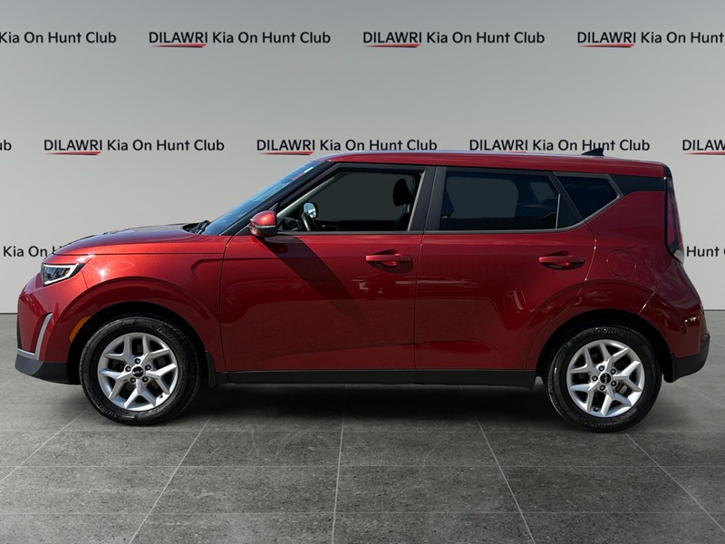 2023 Kia Soul EX  / LOW KM/ OFF LEASE/ CAR PLAY/ CAM