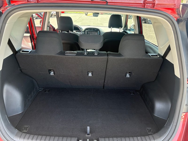 2023 Kia Soul EX  / LOW KM/ OFF LEASE/ CAR PLAY/ CAM